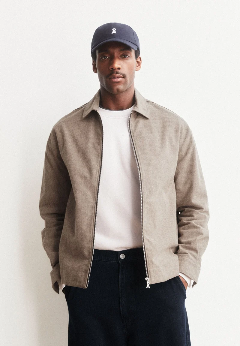 STRUKTURIERTE JACKE | honey reed