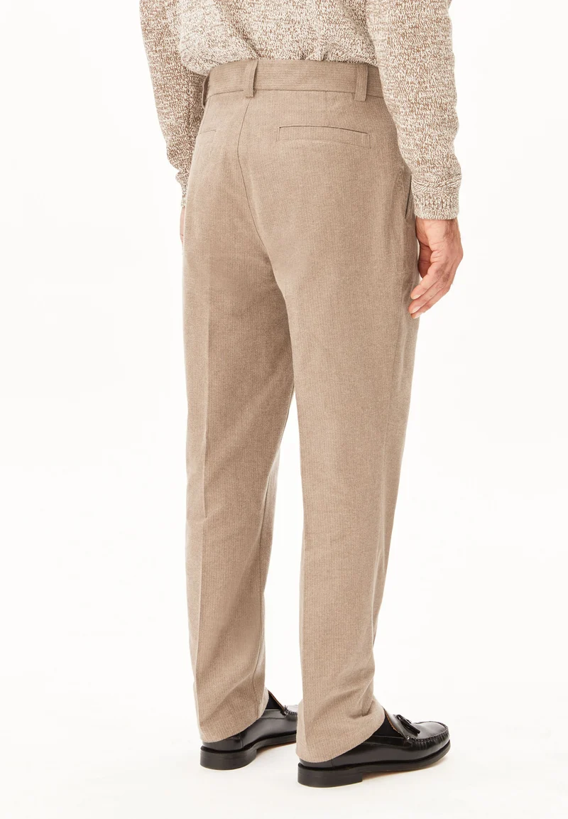 TAAMIR STRUKTURIERTE BUNDFALTENHOSE | honey reed