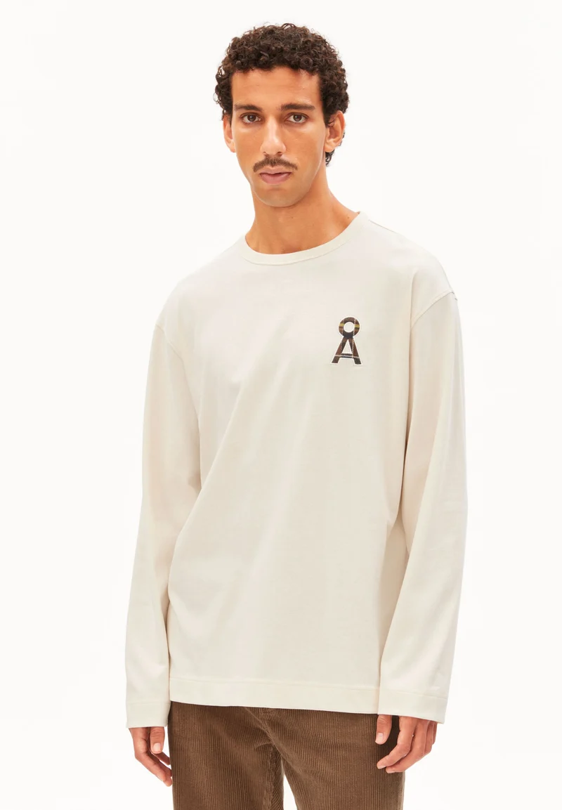 MAARKOS Å LOGO LANGARMSHIRT