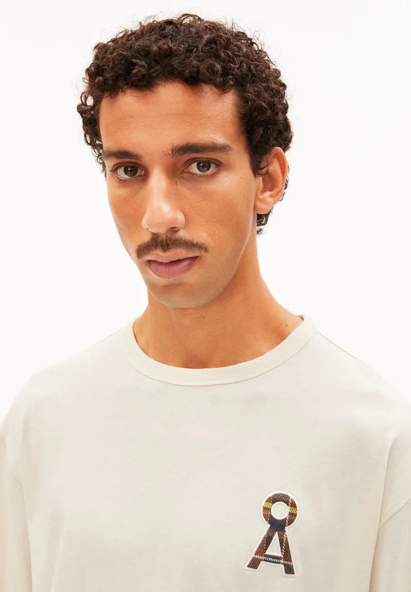MAARKOS Å LOGO LANGARMSHIRT | pure
