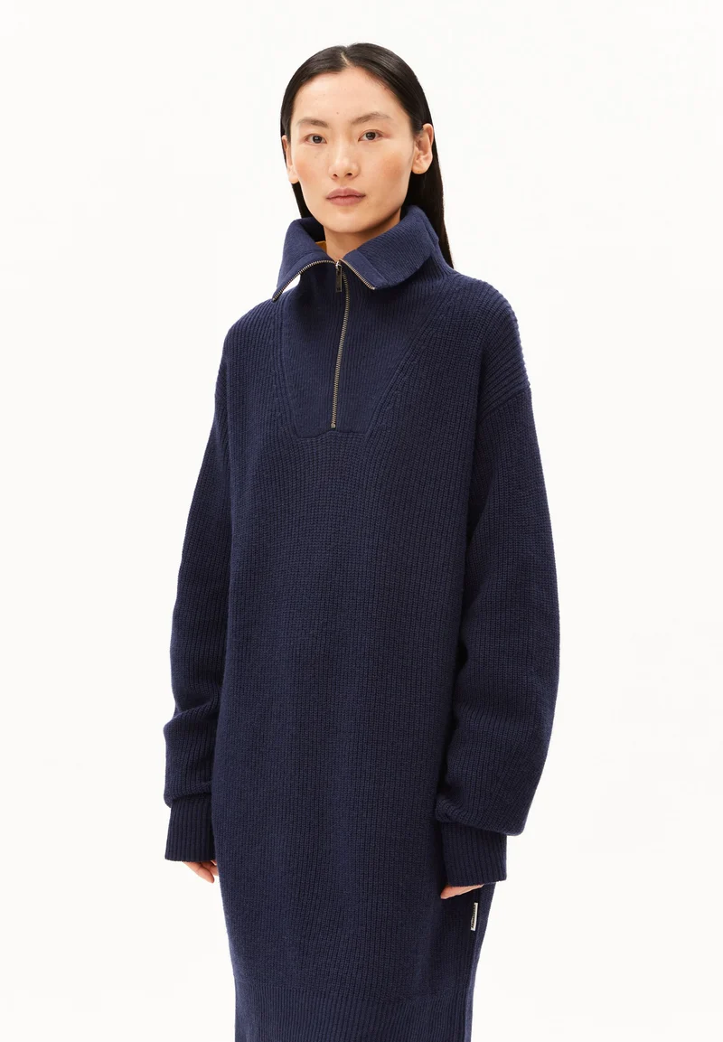 TROYER RIPP-STRICKKLEID