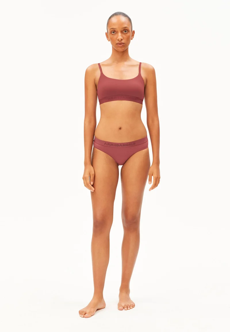 TRINAA SLIP | velvet ember