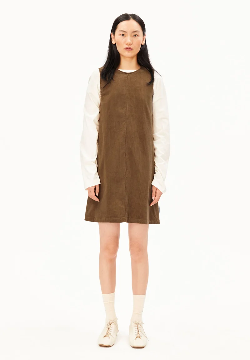 CORD-MINI-KLEID MIT RUNDHALS | amberwood