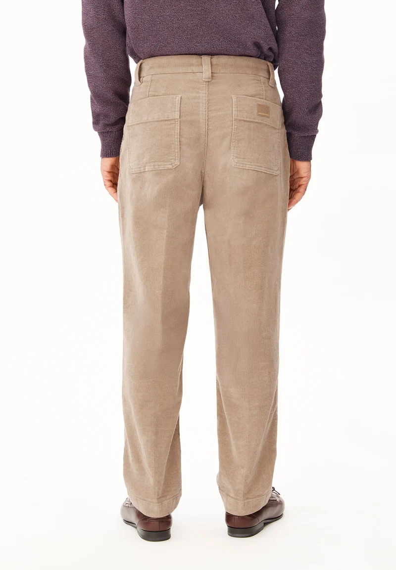 TAAMIR CORD-BUNDFALTENHOSE | honey reed