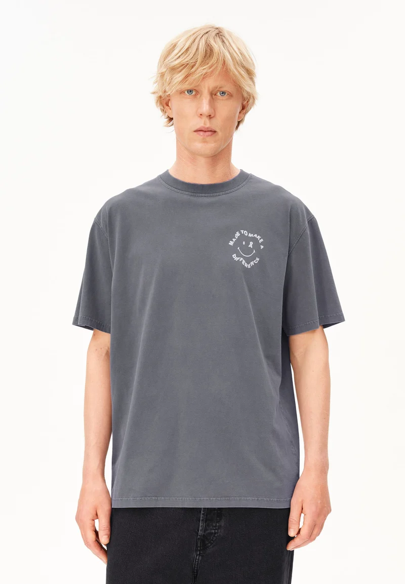 MAARKOS GMT DYE SMILE T-SHIRT