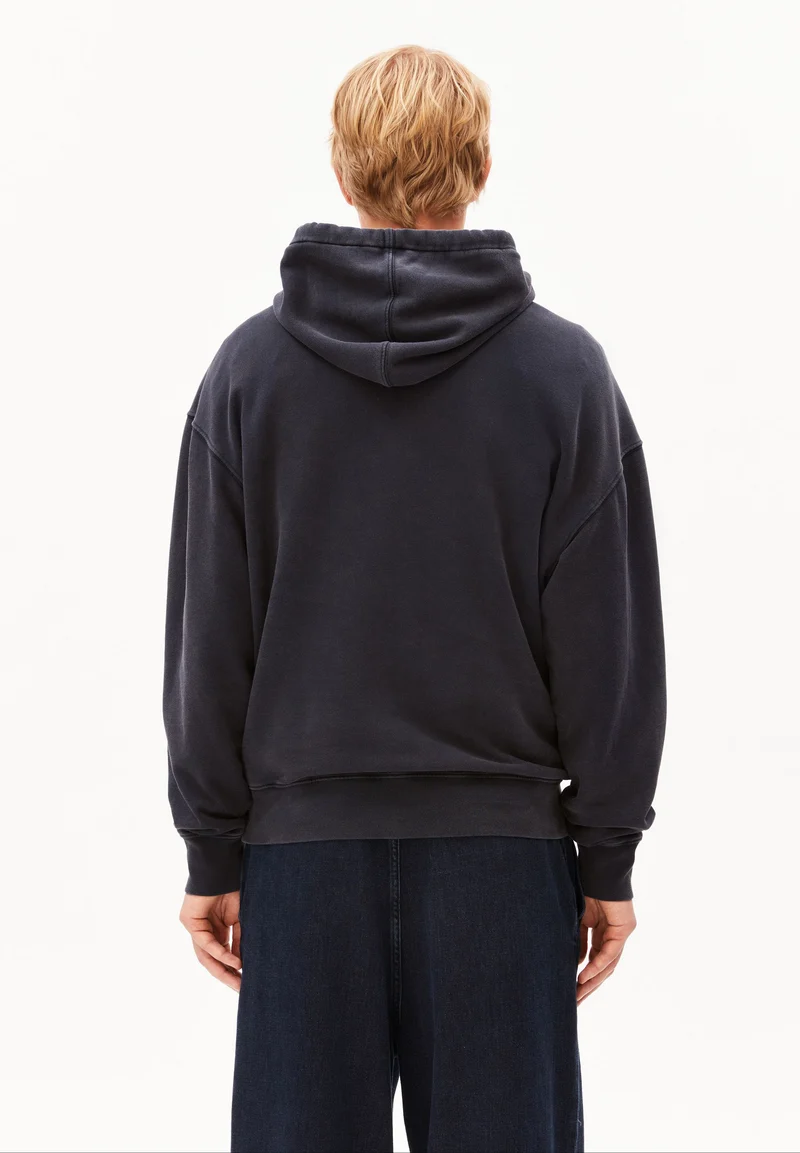 ICONIC Å GMT DYE HOODIE | black washed