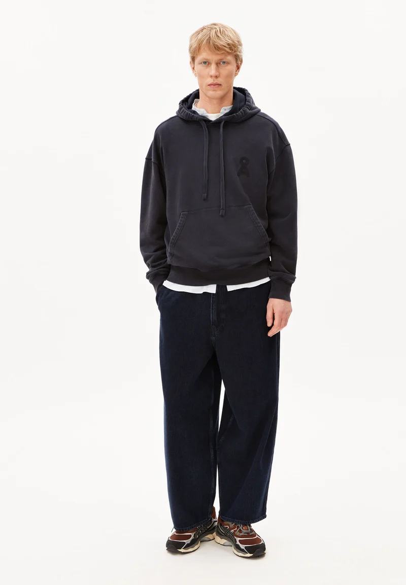 ICONIC Å GMT DYE HOODIE | black washed