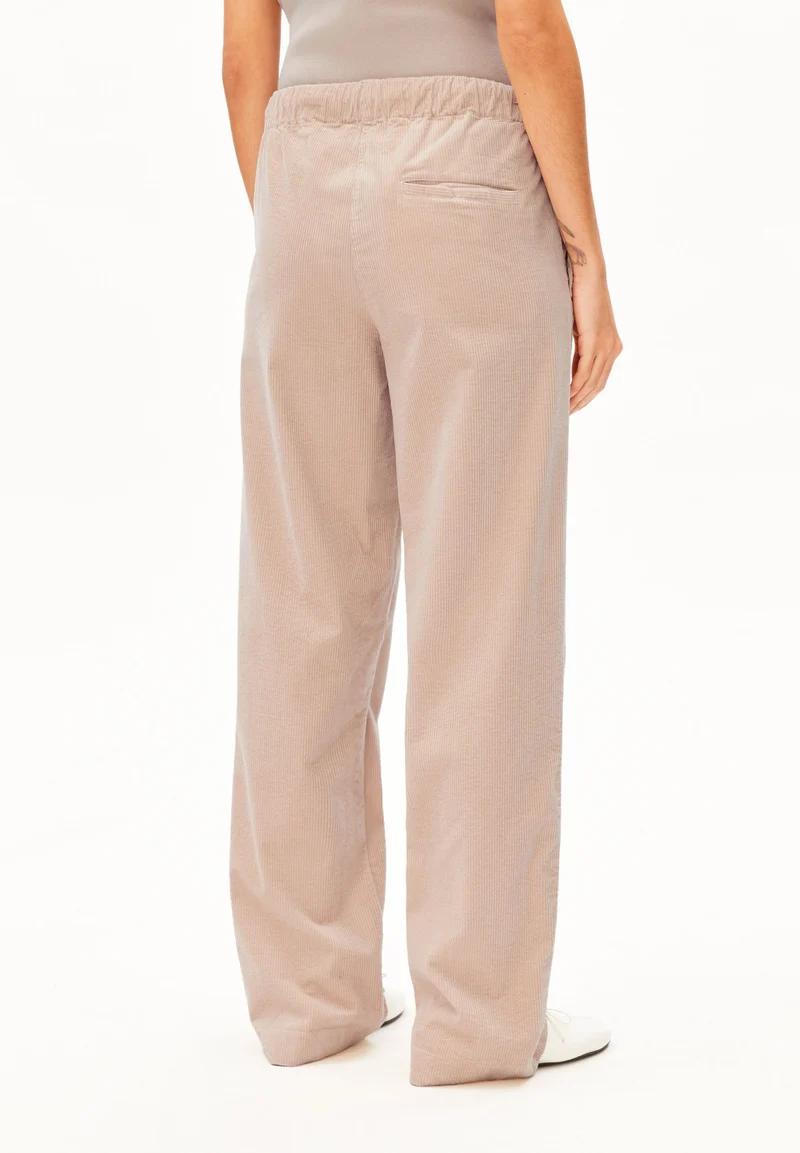 JAIMILAA CORDHOSE | soft honey