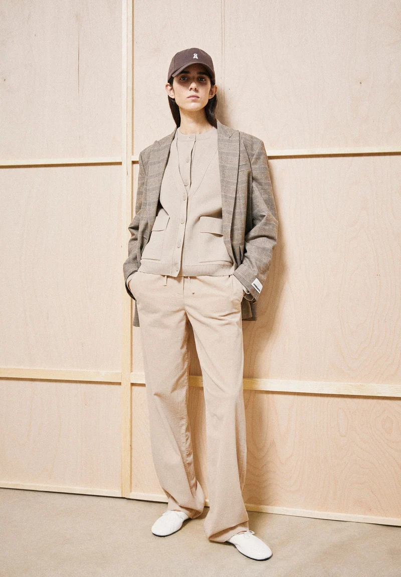 JAIMILAA CORDHOSE | soft honey