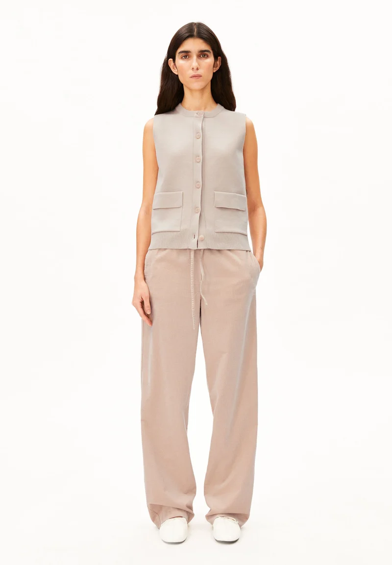 JAIMILAA CORDHOSE | soft honey