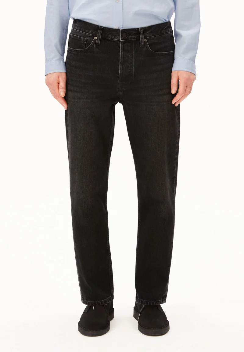 MAAKXY RELAXED TAPERED JEANS | phantom