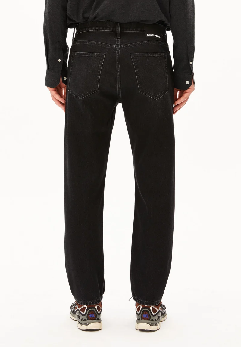 MAADOX CLASSIC STRAIGHT JEANS | phantom