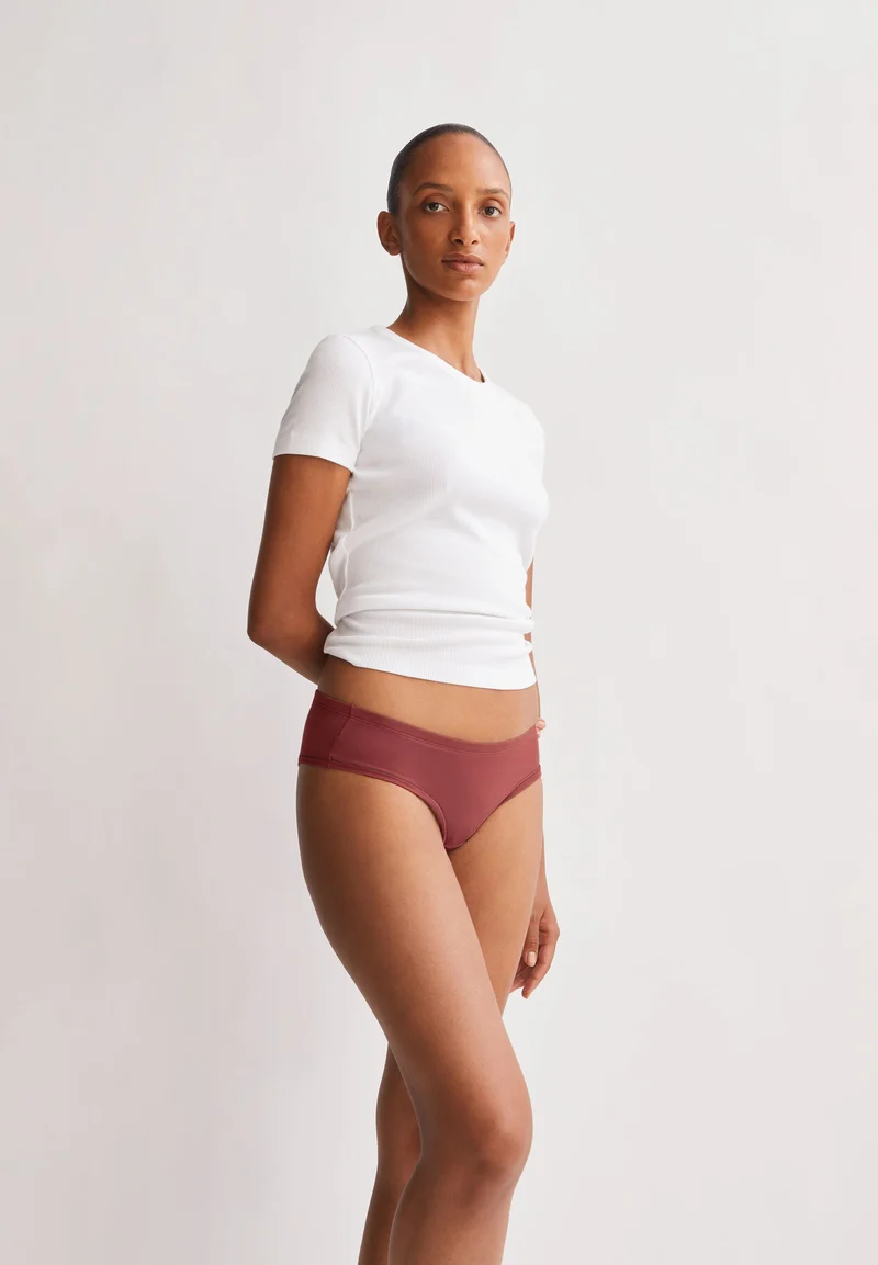 EIRAA SLIP | velvet ember