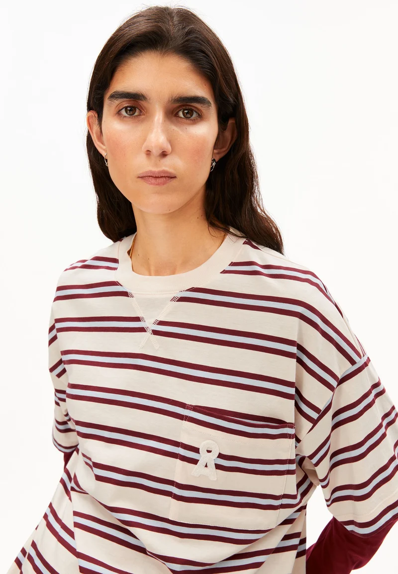 ICONIC Å GESTREIFTES T-SHIRT | undyed-velvet red-soft blue