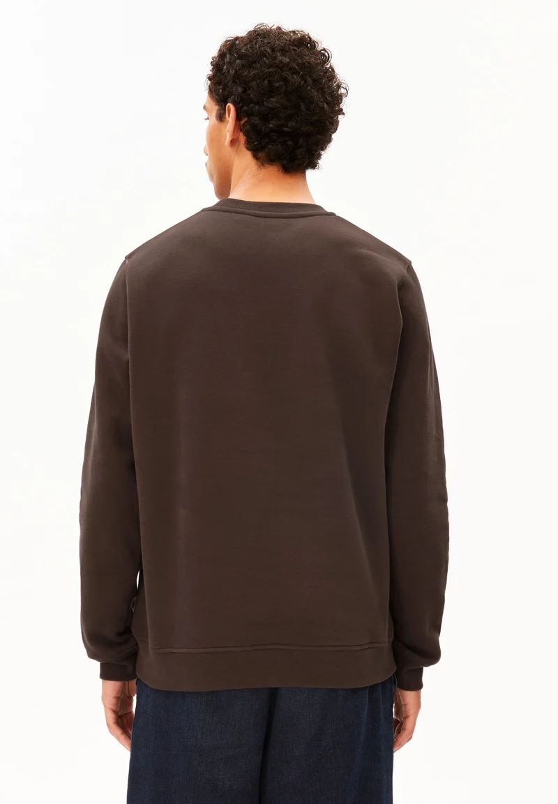 BAARO FLEECE SWEATSHIRT | claystone