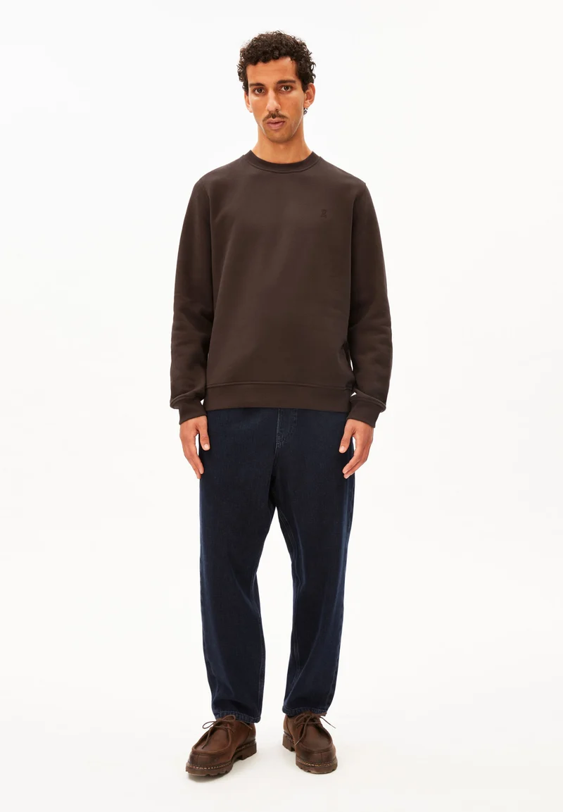 BAARO FLEECE SWEATSHIRT | claystone