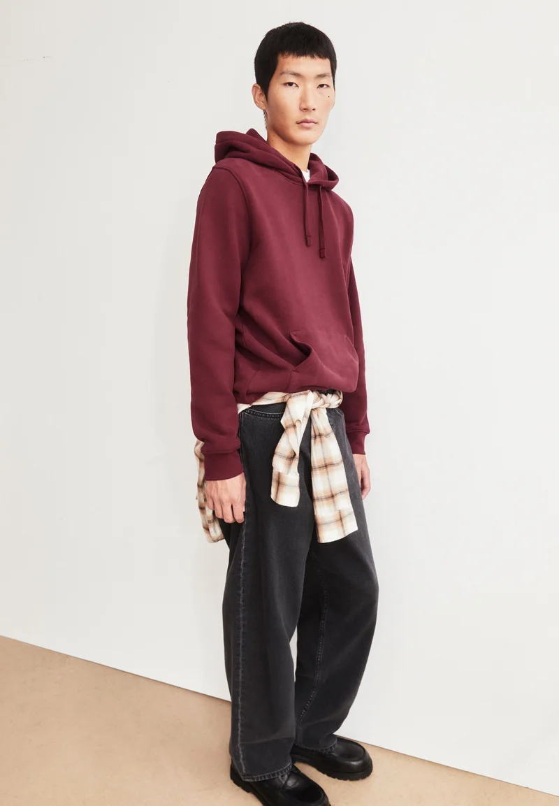 PAARLO FLEECE HOODIE | velvet red