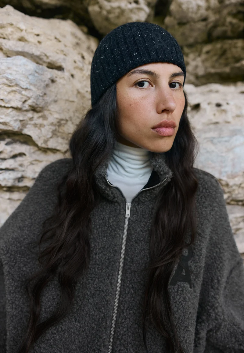 TWEED-STRICKMÜTZE | black tweed