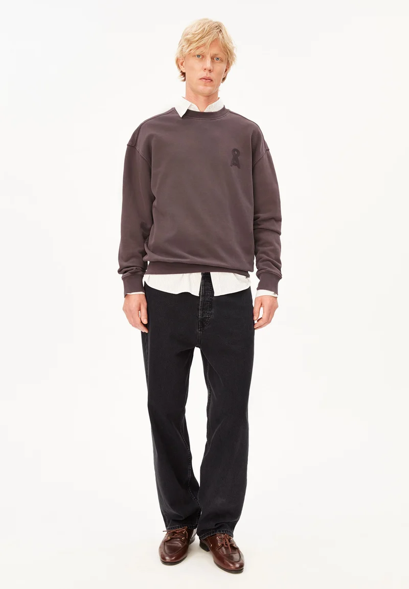 ICONIC Å GMT DYE SWEATSHIRT | claystone washed