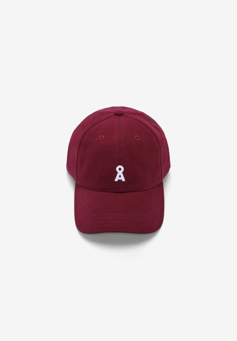 YENAAS BOLD KAPPE | velvet red