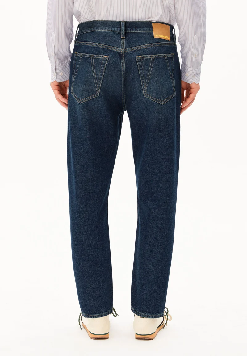 MAAKXY RELAXED TAPERED JEANS | moonstone
