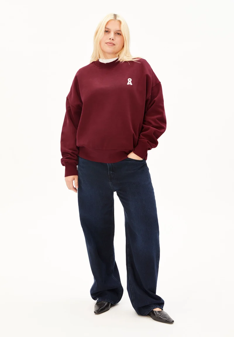 ICONIC Å ALIZAA SWEATSHIRT | velvet red