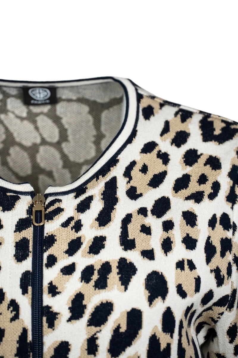 Strickjacke im Leo-Jacquard-Design
