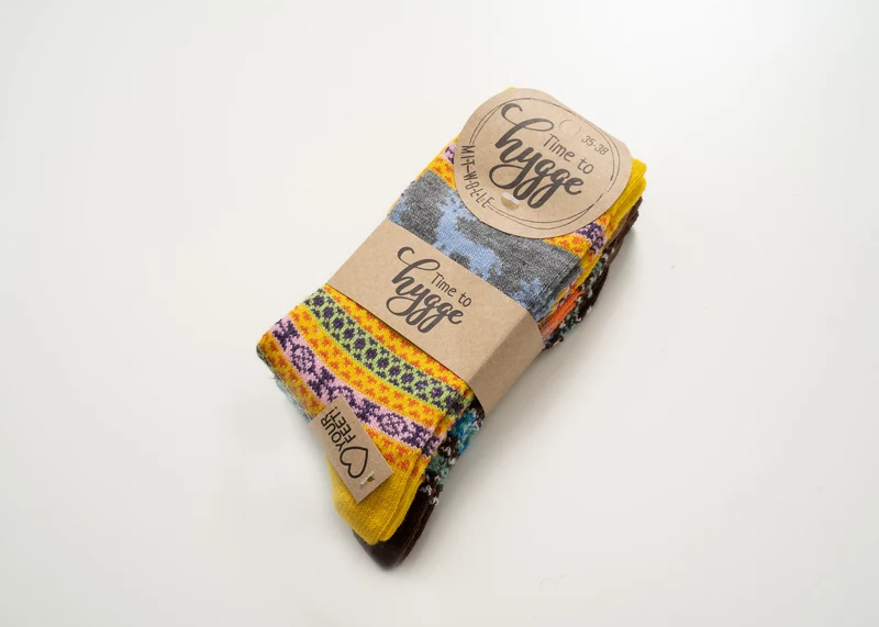 2 Paar Bunte Elch Hygge Socken mit Wolle