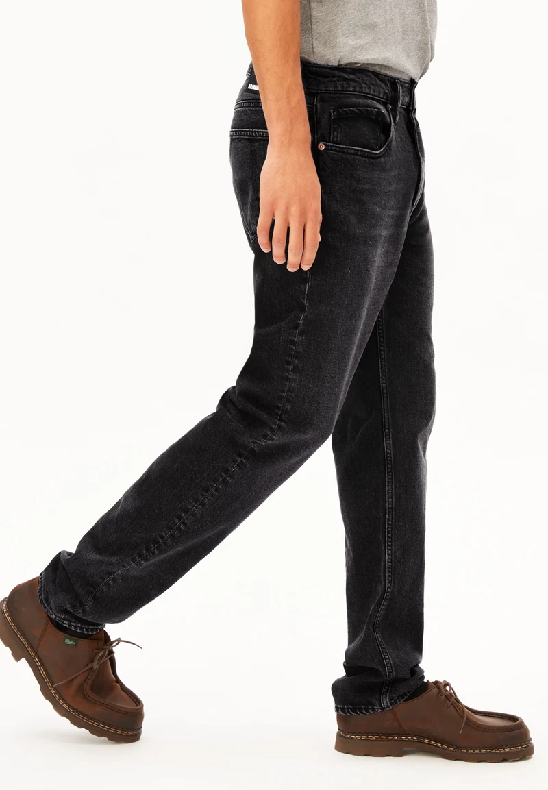 DYLAANO STRAIGHT JEANS | black dust