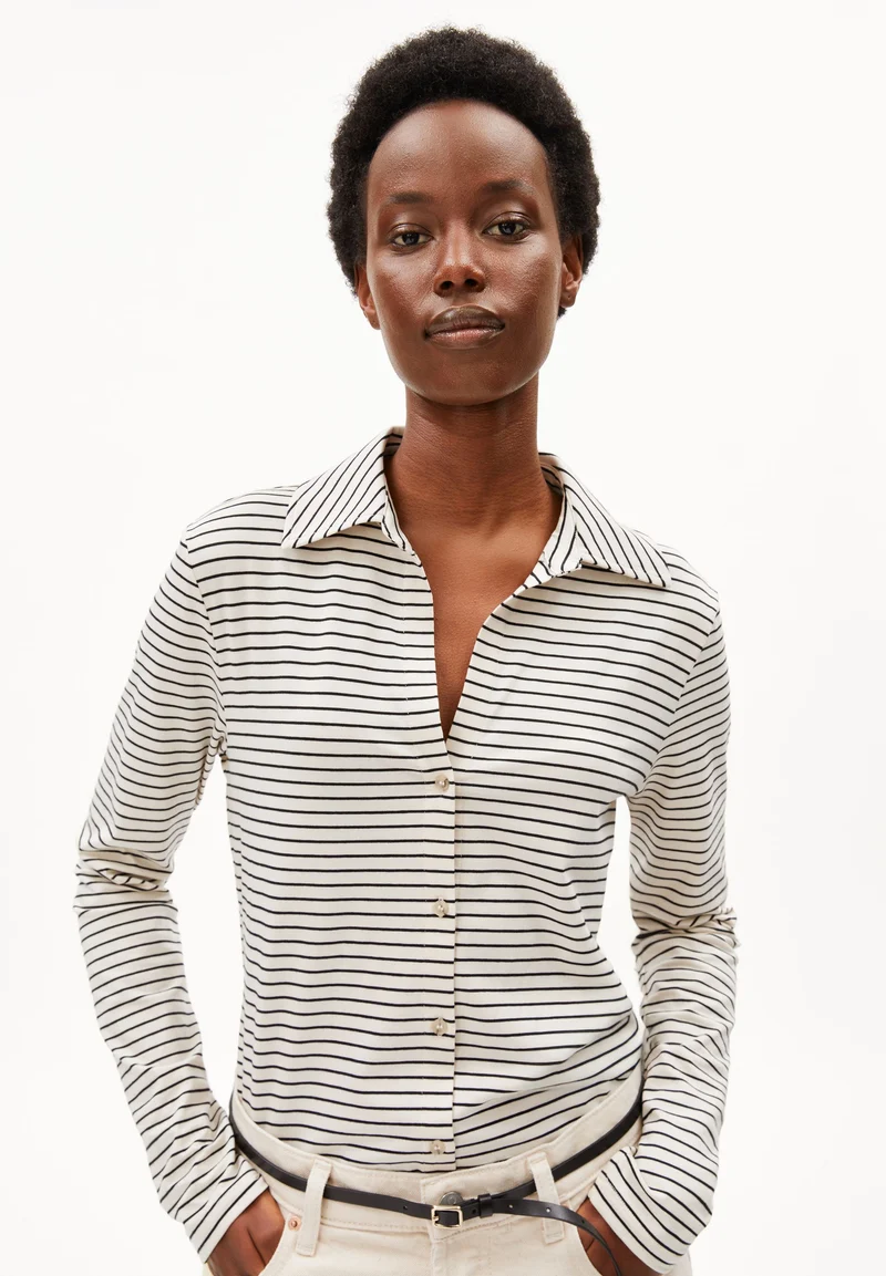 NALAANNIA GESTREIFTE BLUSE | oatmilk-black