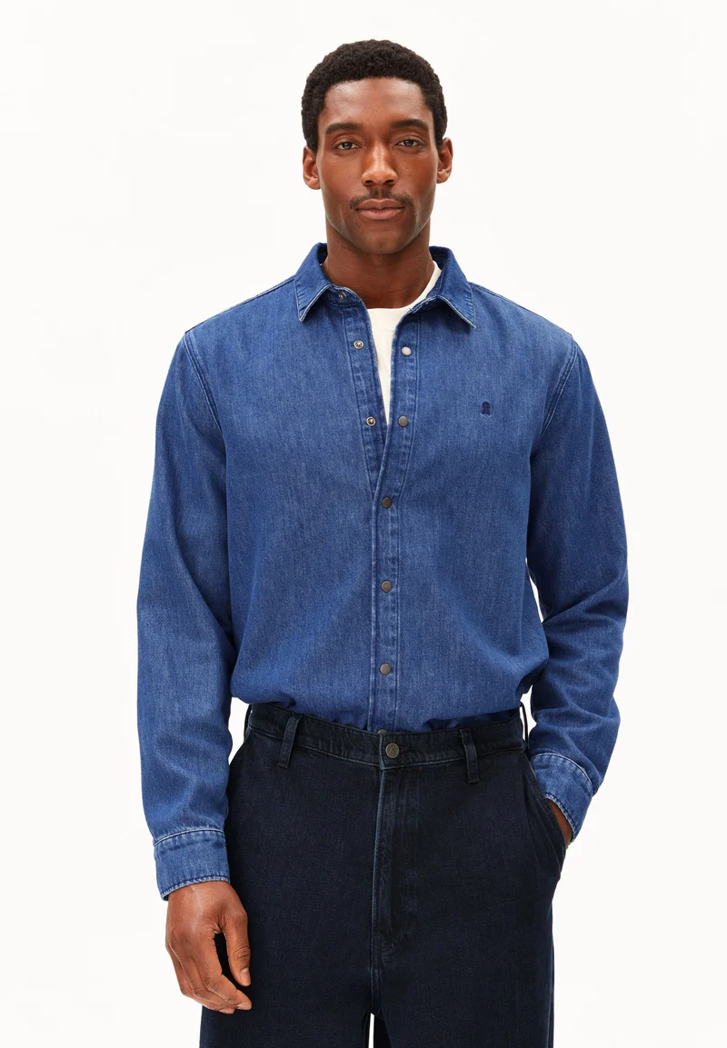 KLASSISCHES JEANS-HEMD