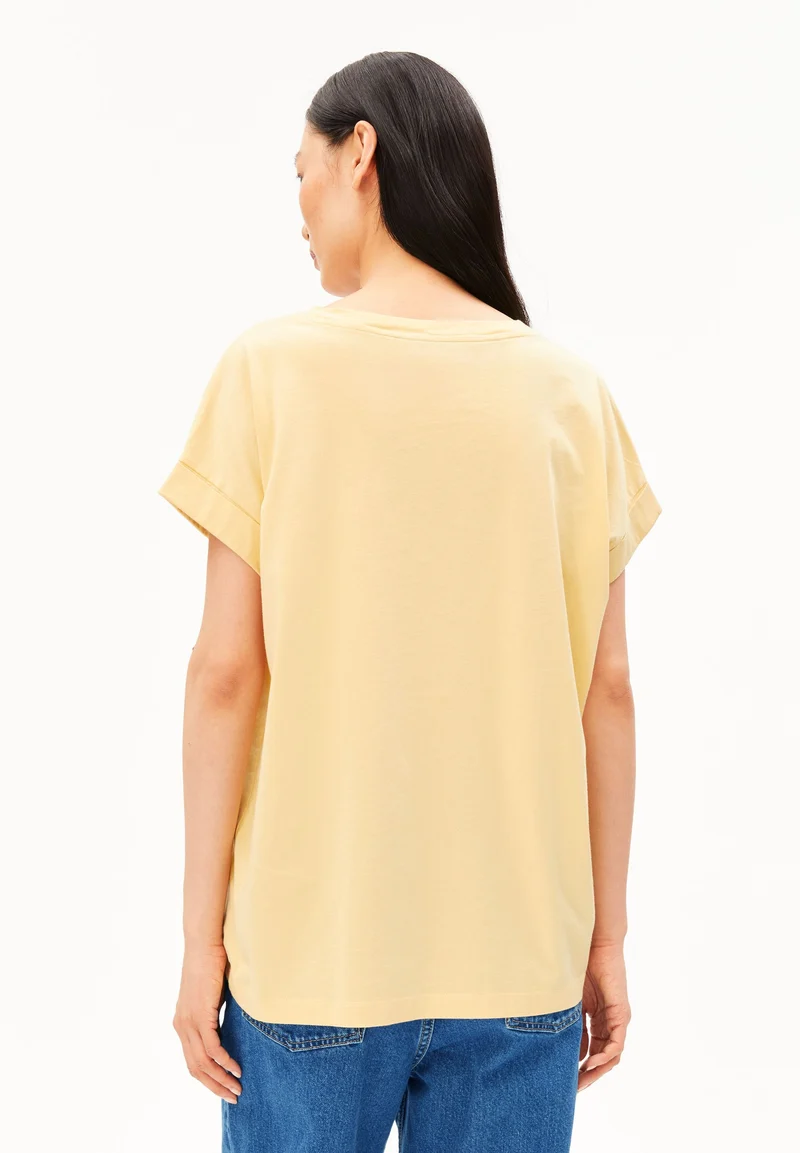IDAARA T-SHIRT | golden hay