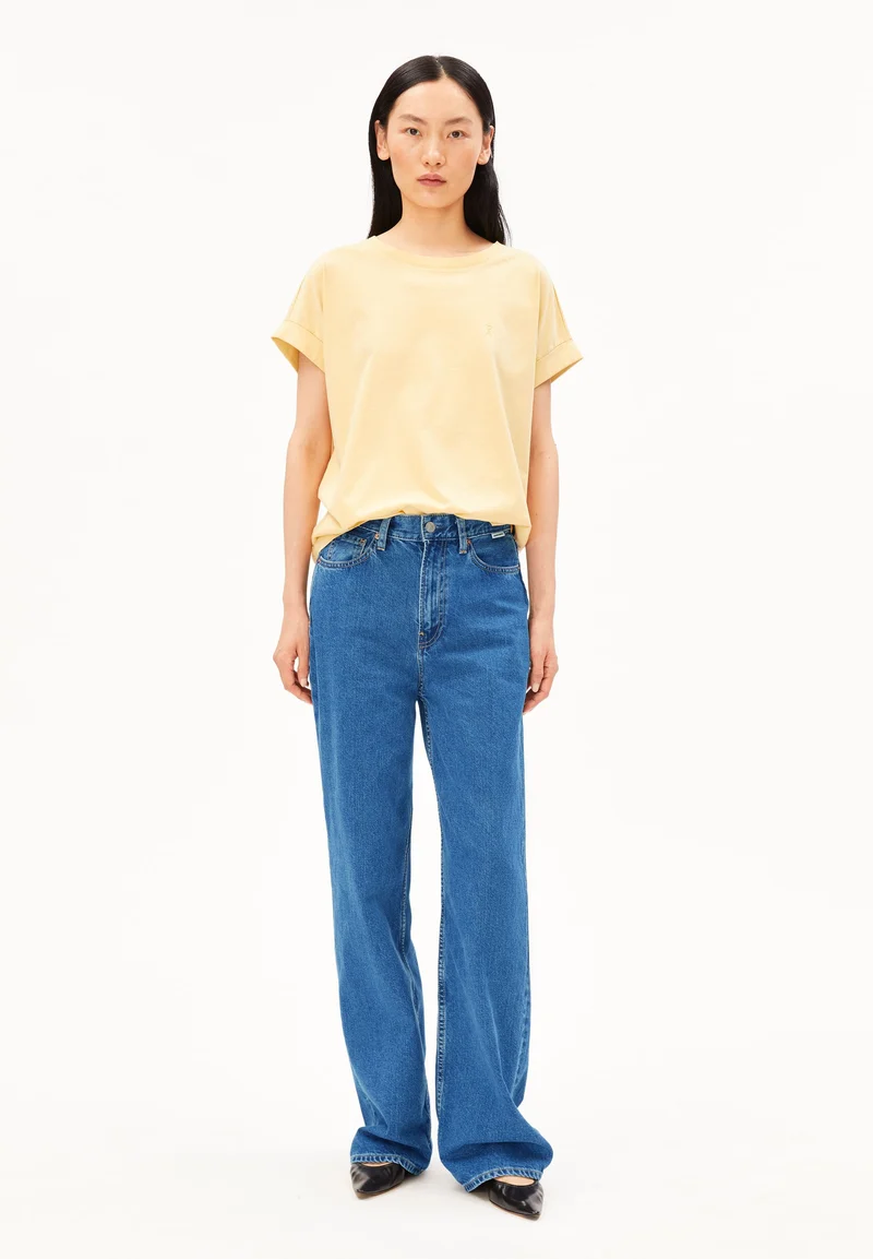 IDAARA T-SHIRT | golden hay