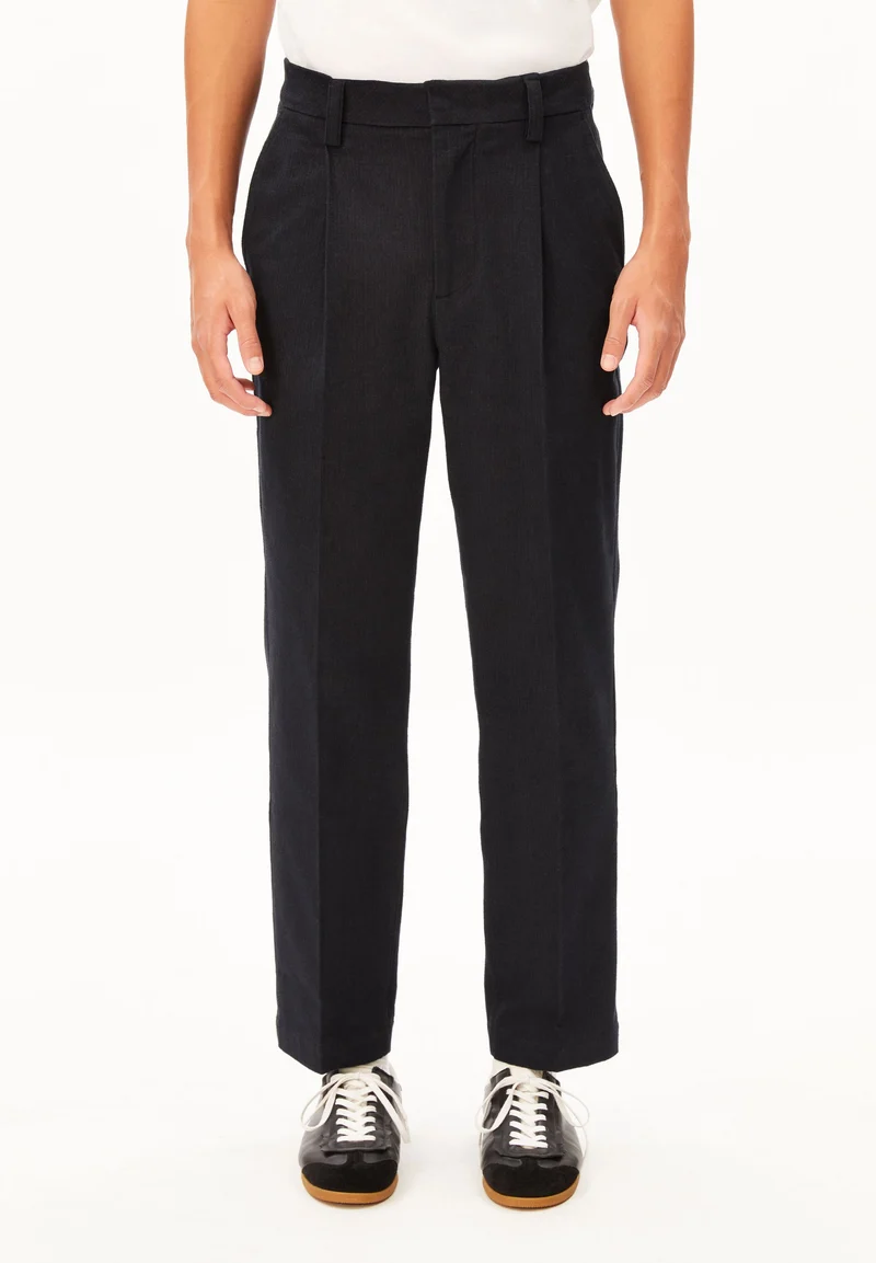 TAAMIR STRUKTURIERTE BUNDFALTENHOSE