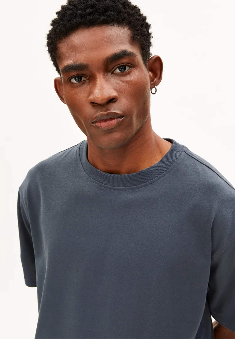 MAARKOS HEAVY WEIGHT T-SHIRT | moonshadow