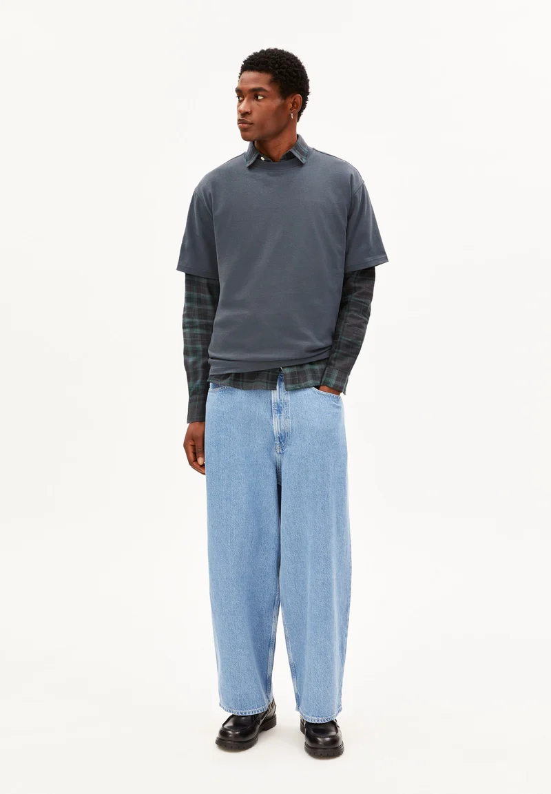 MAARKOS HEAVY WEIGHT T-SHIRT | moonshadow