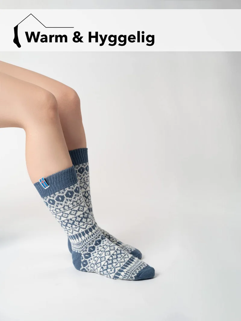 Ein Paar 60% Wollsocken Island Flag s Design