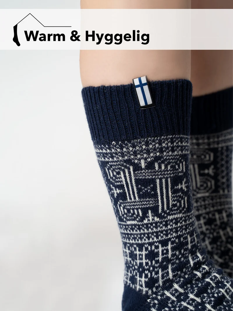 Skandinavische Wollsocke "Finnland" Glückssymbol