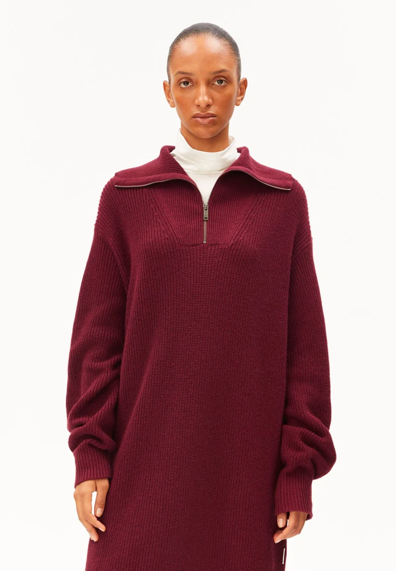 TROYER RIPP-STRICKKLEID
