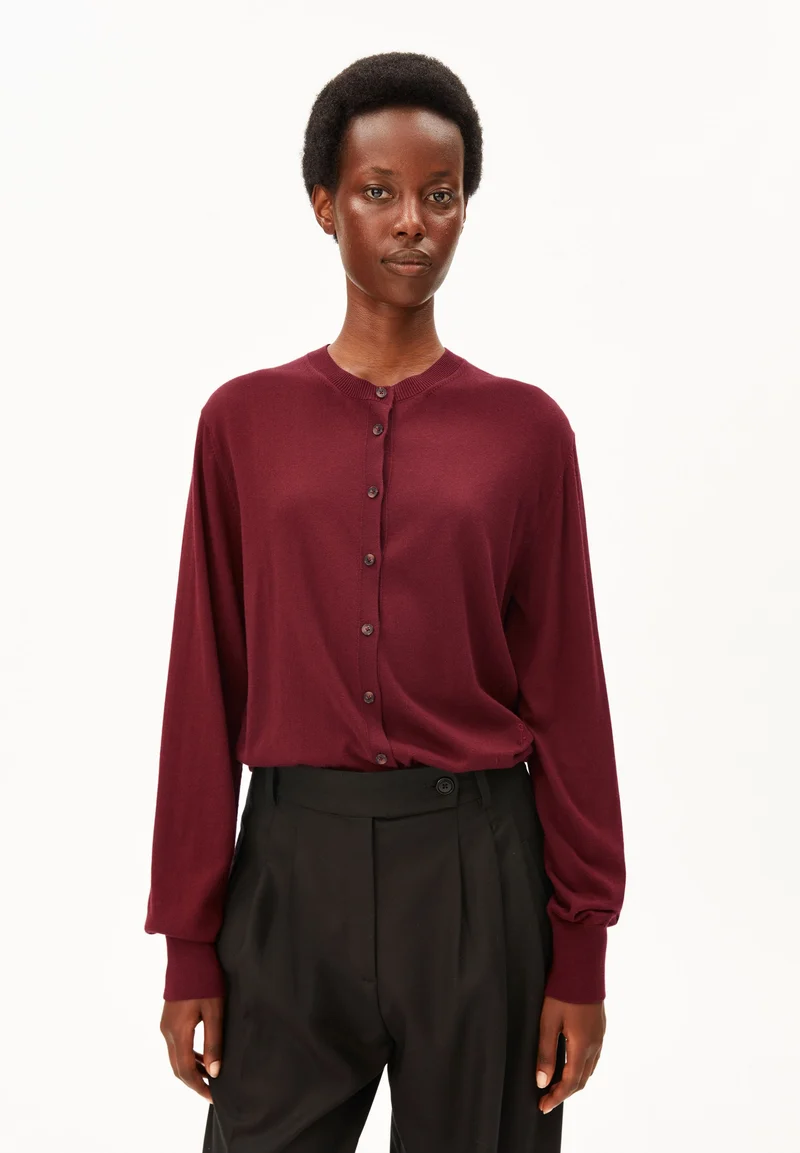 FEINSTRICKCARDIGAN | velvet red