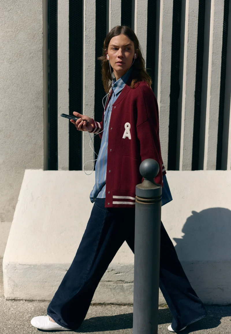 ICONIC Å BOMBERJACKE | velvet red-tinted navy