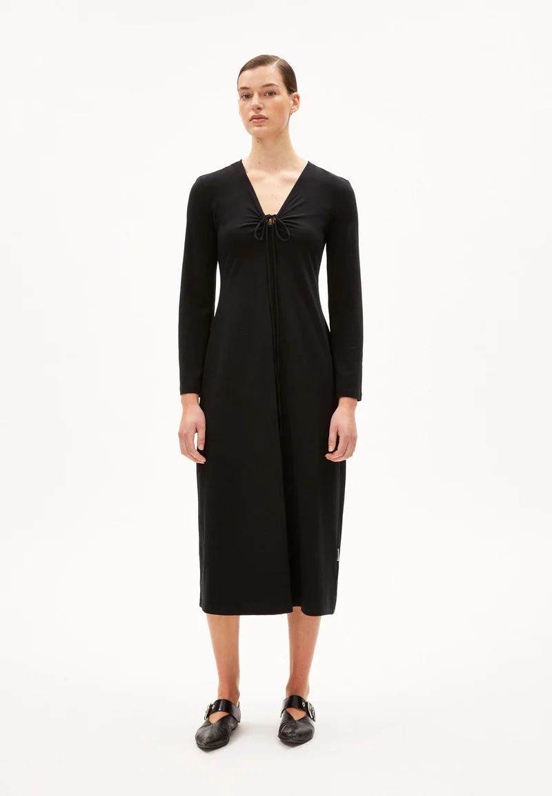 GETAA | black