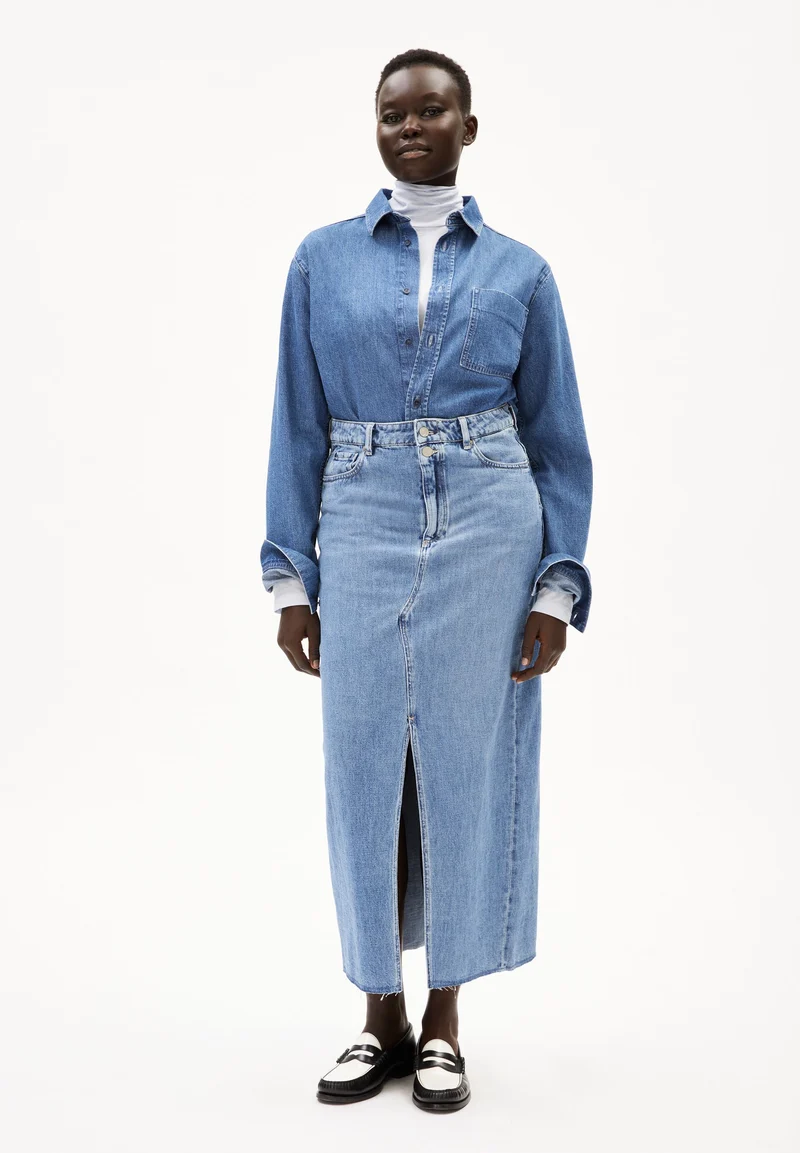 KITAARI DEMI | indigo pebbles