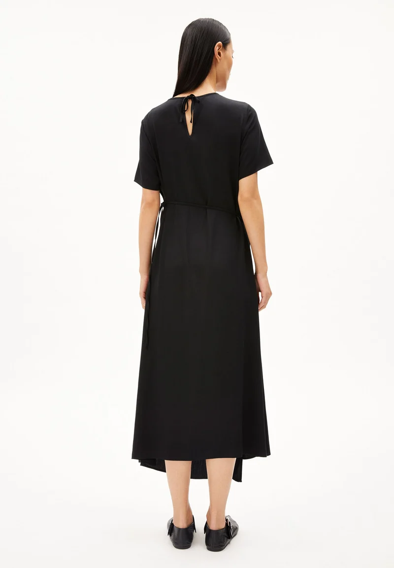 SEDISAA | black