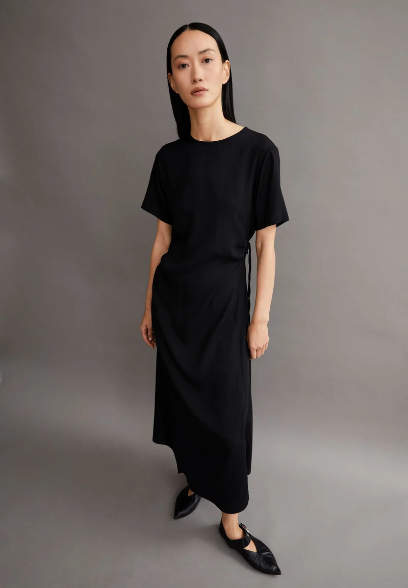 SEDISAA | black
