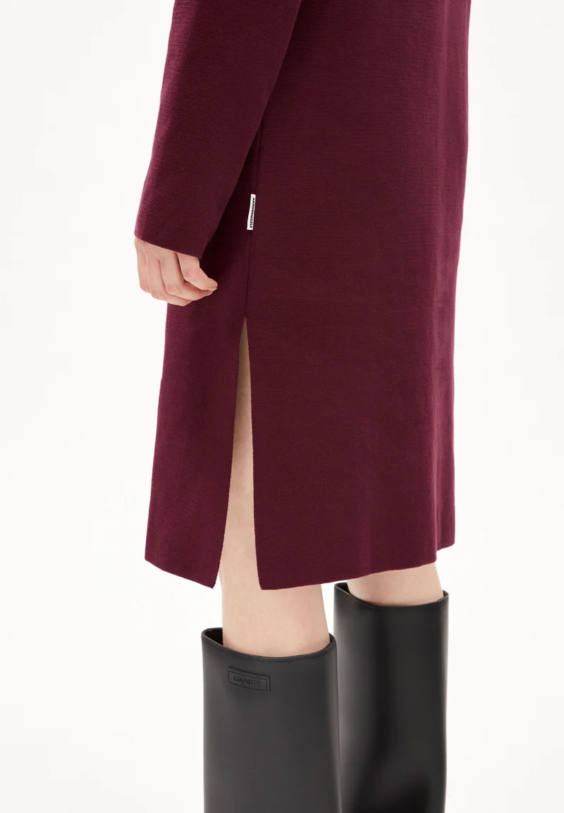 ROSANNIAAS KLEID | cranberry juice