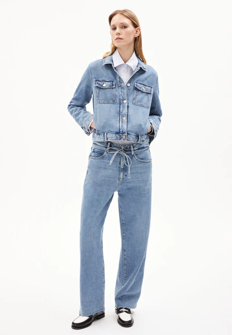 BLUSONAA | indigo pebbles