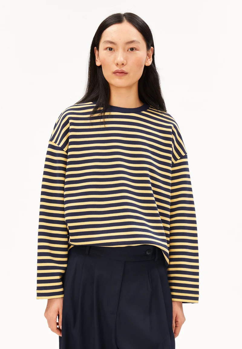 FRANKAA MAARLEN GESTREIFTES SWEATSHIRT | golden hay-tinted navy
