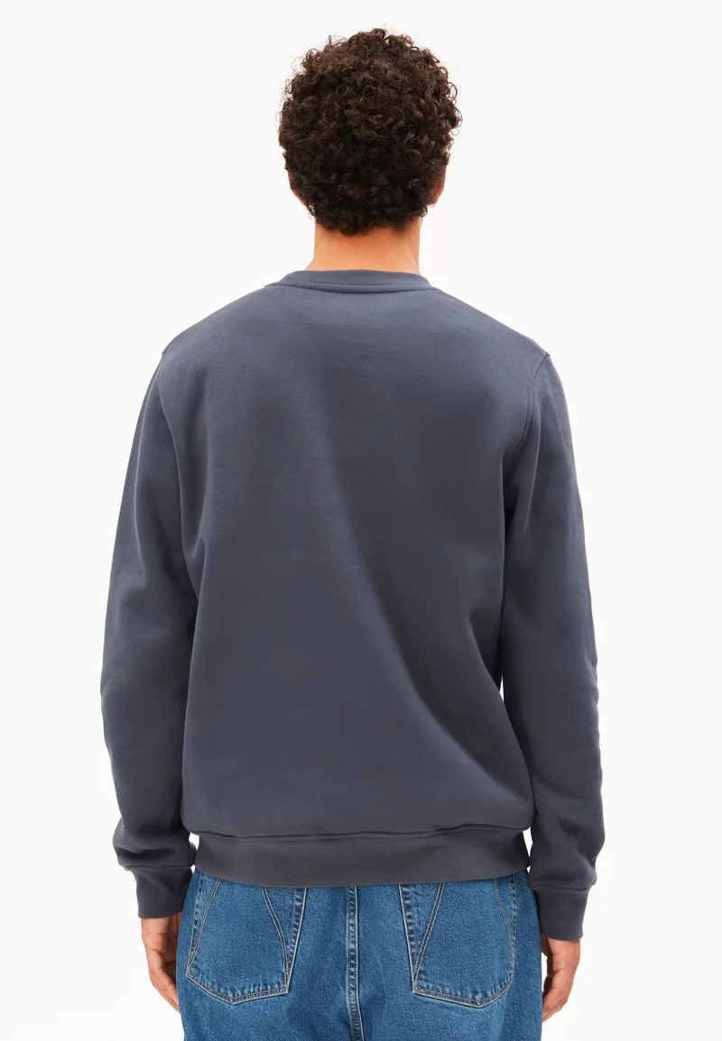 BAARO FLEECE SWEATSHIRT | moonshadow