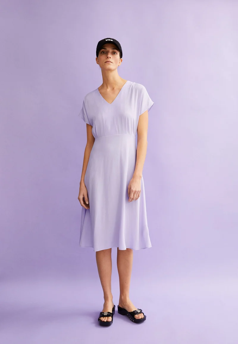 AALBINE | lavender light